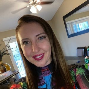 Meet your Posher, Erica